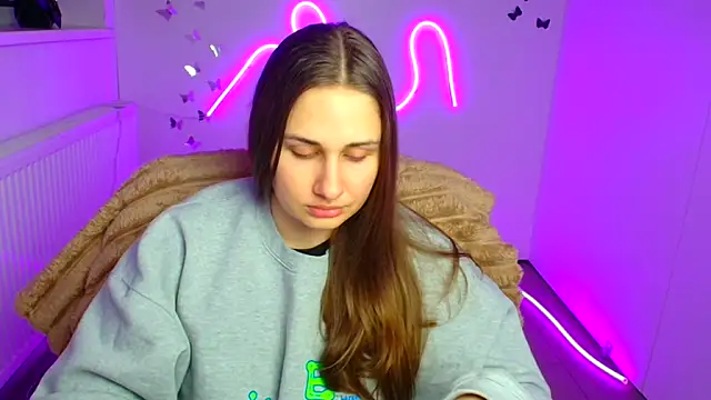 Stefanie Sweet online show from 2, 4, 2026