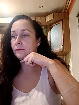 Amandda  online show from 28, 9, 2025