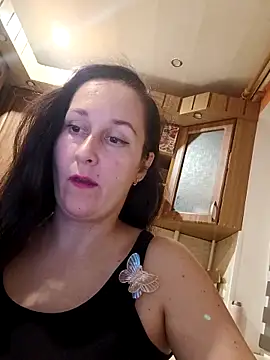 Amandda  online show from 12, 10, 2025