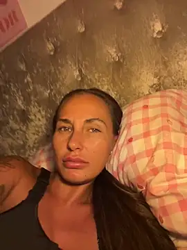Rosieredxox online show from 31, 5, 2026