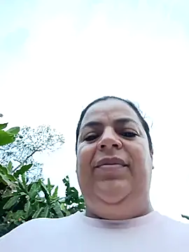 Mia-Glow online show from 12, 3, 2026