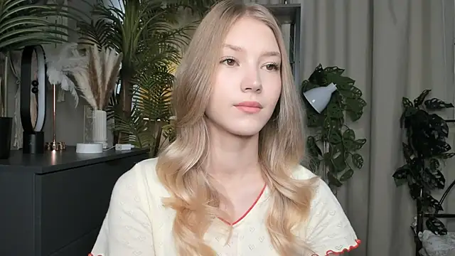 Snapshot of ChinBonnell chatting on 26, 9, 2025 ChinBonnell online show from 26, 9, 2025