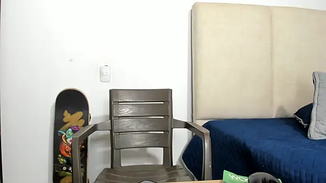 Snapshot of Hector_21_ chatting on 6, 10, 2025 Hector 21 online show from 6, 10, 2025