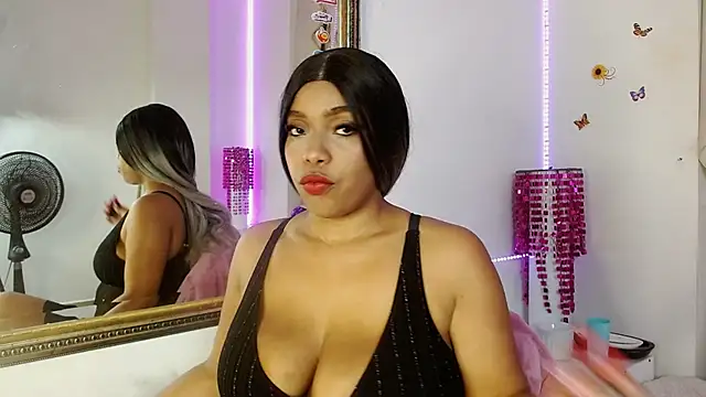Snapshot of Saori_Evans chatting on 28, 9, 2025 Saori Evans online show from 28, 9, 2025