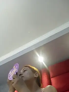 VictoriaFerro online show from 14, 12, 2025