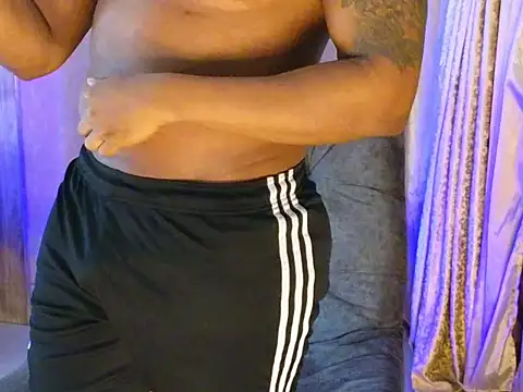 Snapshot of BenjaminCol_ chatting on 10, 10, 2025 BenjaminCol online show from 10, 10, 2025