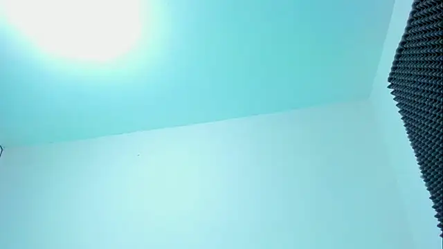 Ellope  online show from 30, 10, 2025