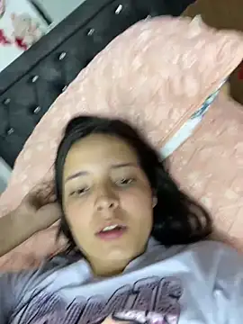 Mia jhoonson online show from 12, 3, 2026