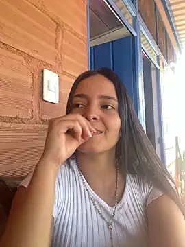 Mia jhoonson online show from 14, 5, 2026