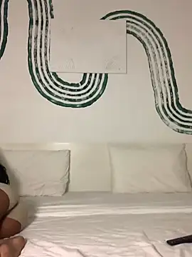 Snapshot of Serah201 chatting on 6, 4, 2026 Serah201 online show from 6, 4, 2026