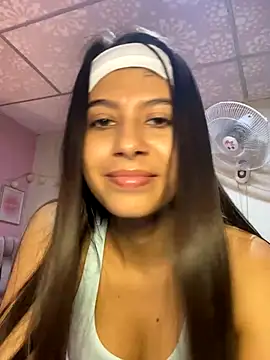 Snapshot of Lenapink19 chatting on 10, 11, 2025 Lenapink19 online show from 10, 11, 2025