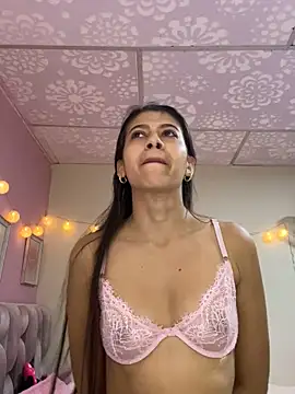 Snapshot of Lenapink19 chatting on 19, 11, 2025 Lenapink19 online show from 19, 11, 2025