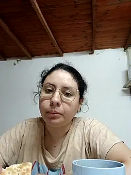 Snapshot of marmary84 chatting on 6, 5, 2026 marmary84 online show from 6, 5, 2026