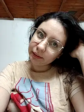 Snapshot of marmary84 chatting on 7, 5, 2026 marmary84 online show from 7, 5, 2026