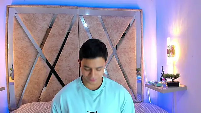 Snapshot of jayd_muscle chatting on 22, 11, 2025 jayd muscle online show from 22, 11, 2025