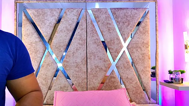 Snapshot of jayd_muscle chatting on 23, 12, 2025 jayd muscle online show from 23, 12, 2025