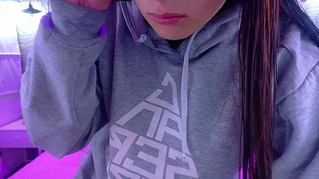 Natalie loffreda online show from 20, 12, 2025