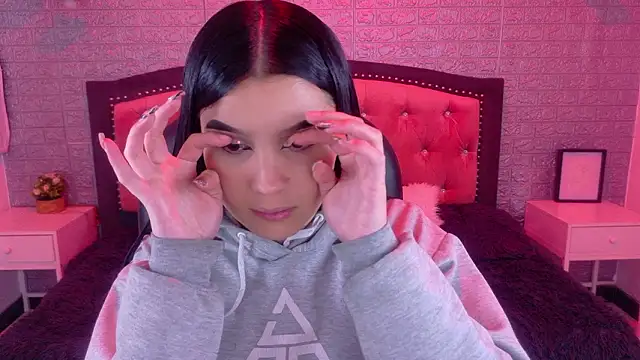 Natalie loffreda online show from 7, 2, 2026