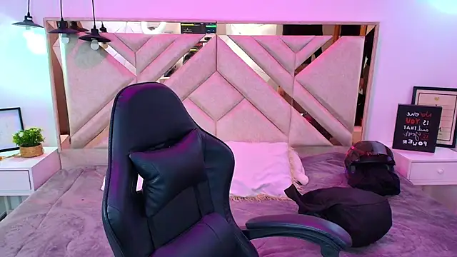 Natalie loffreda online show from 15, 6, 2026