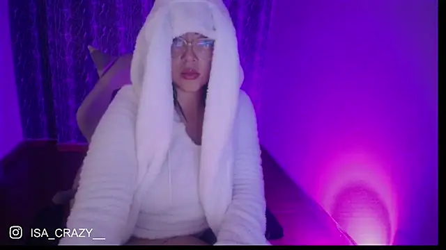 Snapshot of isa__crazy__ chatting on 19, 9, 2025 isa crazy online show from 19, 9, 2025