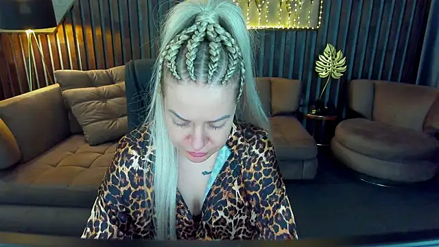 Anna Snows online show from 12, 4, 2026