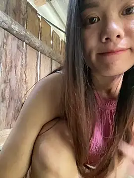 PhanHaa online show from 2, 10, 2025