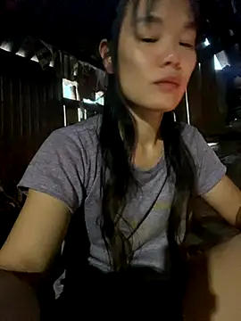 PhanHaa online show from 25, 11, 2025