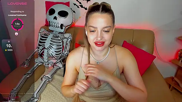 Emma  Ross online show from 27, 10, 2025