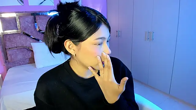 LICKY LOV online show from 7, 1, 2026