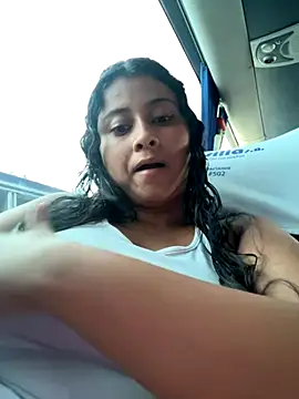 Snapshot of Lucy0212 chatting on 25, 10, 2025 Lucy0212 online show from 25, 10, 2025