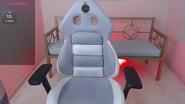 Snapshot of Dacota_Grace chatting on 12, 9, 2025 Dacota Grace online show from 12, 9, 2025