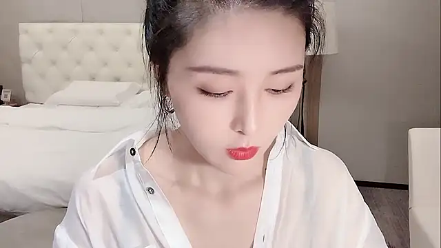 Ianxuan online show from 14, 9, 2025