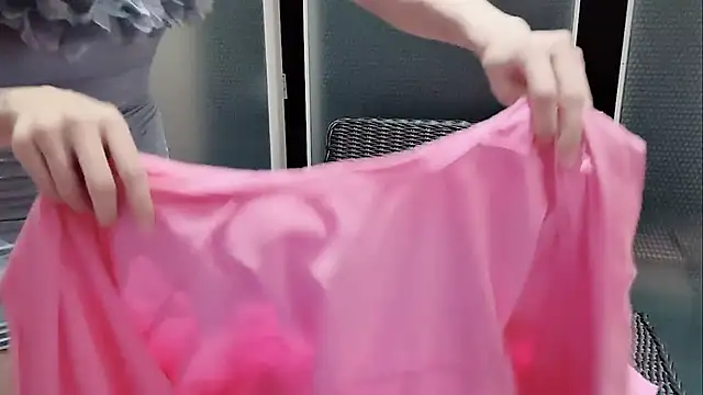 Ianxuan online show from 15, 9, 2025