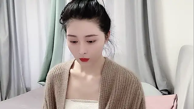 Ianxuan online show from 18, 9, 2025