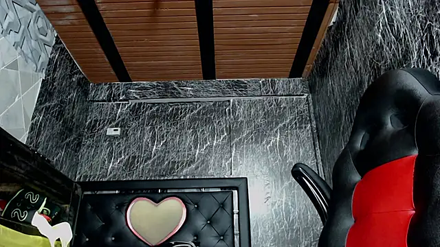 Snapshot of yordi_sandler2 chatting on 23, 11, 2025 yordi sandler2 online show from 23, 11, 2025