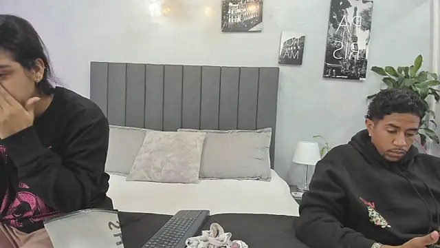 Snapshot of violet_and_myers chatting on 29, 9, 2025 violet and myers online show from 29, 9, 2025