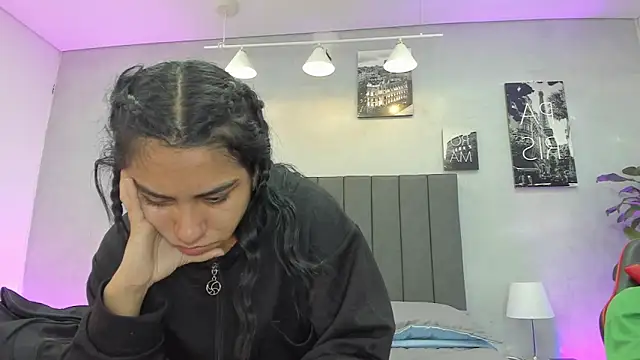 Snapshot of violet_and_myers chatting on 14, 10, 2025 violet and myers online show from 14, 10, 2025