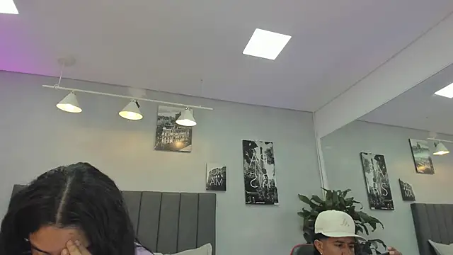 Snapshot of violet_and_myers chatting on 5, 11, 2025 violet and myers online show from 5, 11, 2025