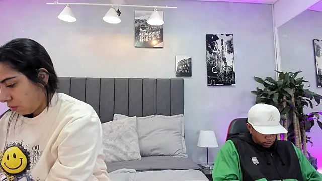 Snapshot of violet_and_myers chatting on 8, 11, 2025 violet and myers online show from 8, 11, 2025