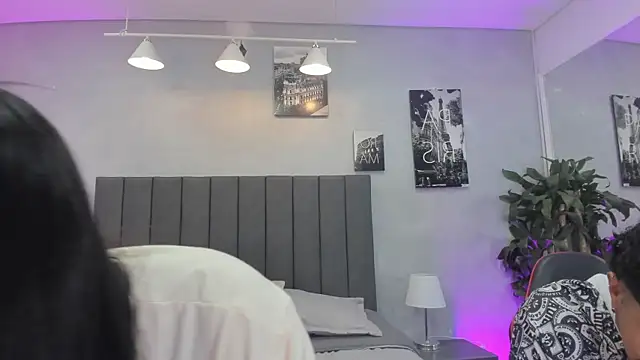 Snapshot of violet_and_myers chatting on 16, 11, 2025 violet and myers online show from 16, 11, 2025