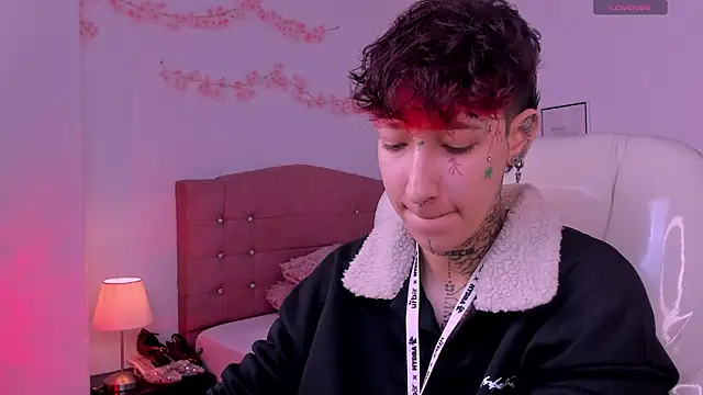 Snapshot of Luci_Rose chatting on 16, 5, 2026 Luci Rose online show from 16, 5, 2026