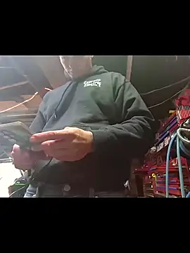 Snapshot of twistafatpipe chatting on 13, 11, 2025 twistafatpipe online show from 13, 11, 2025