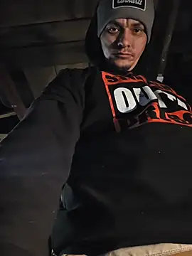 Snapshot of twistafatpipe chatting on 17, 11, 2025 twistafatpipe online show from 17, 11, 2025