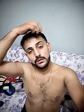 Snapshot of Muratcan33 chatting on 17, 10, 2025 Muratcan33 online show from 17, 10, 2025