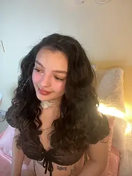 AriaHeavenss online show from 19, 9, 2025