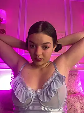 AriaHeavenss online show from 14, 12, 2025