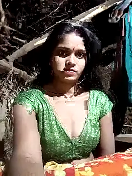 Snapshot of Harini_Gautam chatting on 21, 11, 2025 Harini Gautam online show from 21, 11, 2025