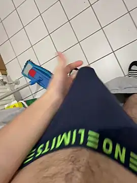 Dicksxd online show from 9, 9, 2025