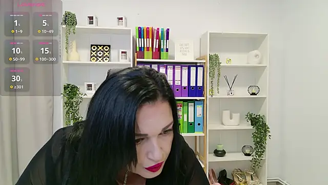 RubiHarper online show from 4, 10, 2025