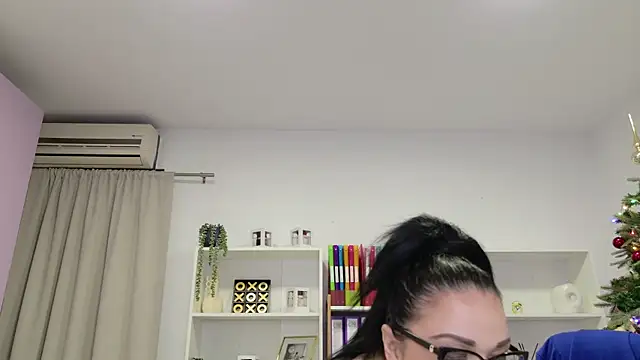 RubiHarper online show from 16, 12, 2025